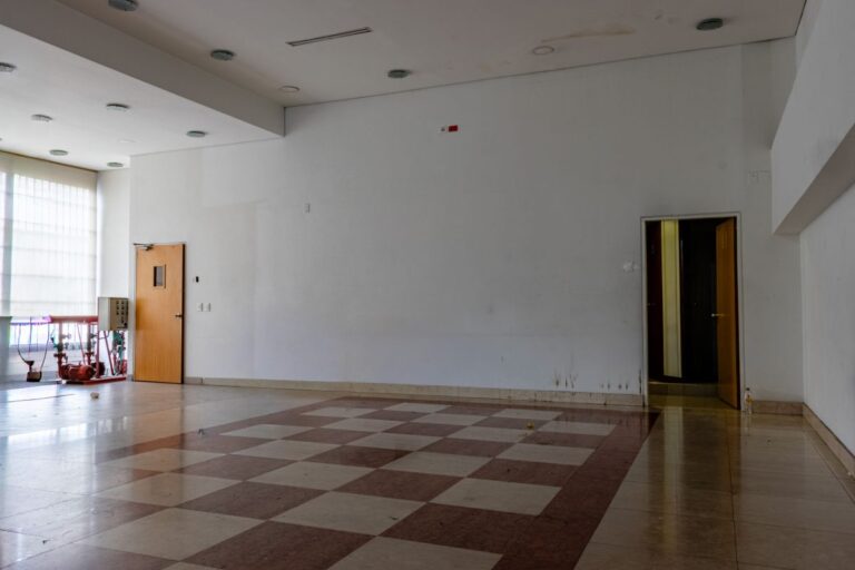 1. Local en arriendo en Julio Flórez Bogotá