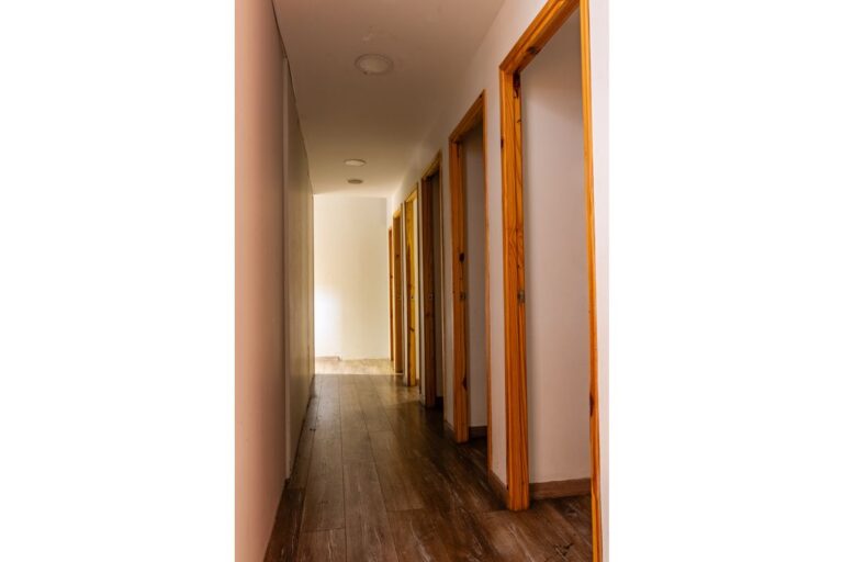 2. Local en arriendo en el Centro Comercial Floresta Outlet