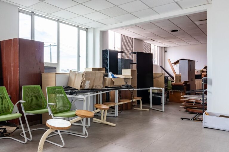 OFICINA 18 – CENTRO COMERCIAL FLORESTA OUTLET