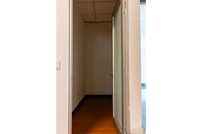 OFICINA 18 – CENTRO COMERCIAL FLORESTA OUTLET