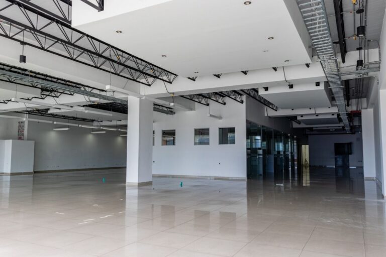 OFICINA 20 – CENTRO COMERCIAL FLORESTA OUTLET