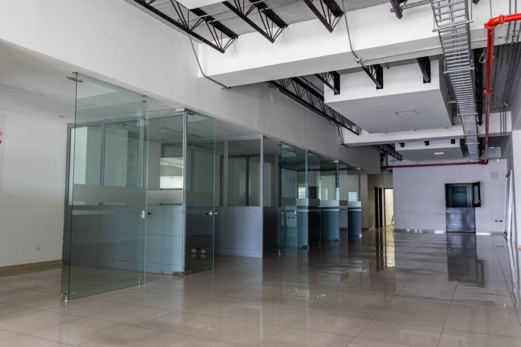 OFICINA 20 – CENTRO COMERCIAL FLORESTA OUTLET