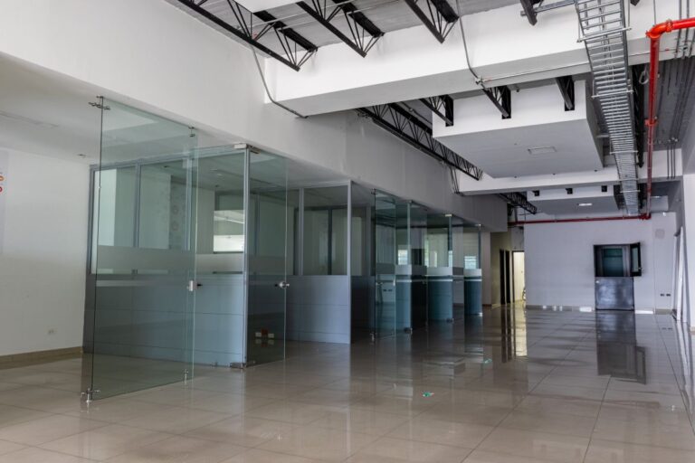 OFICINA 20 – CENTRO COMERCIAL FLORESTA OUTLET