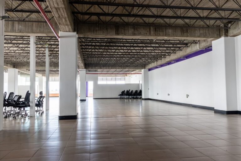 OFICINA 22 – CENTRO COMERCIAL FLORESTA OUTLET