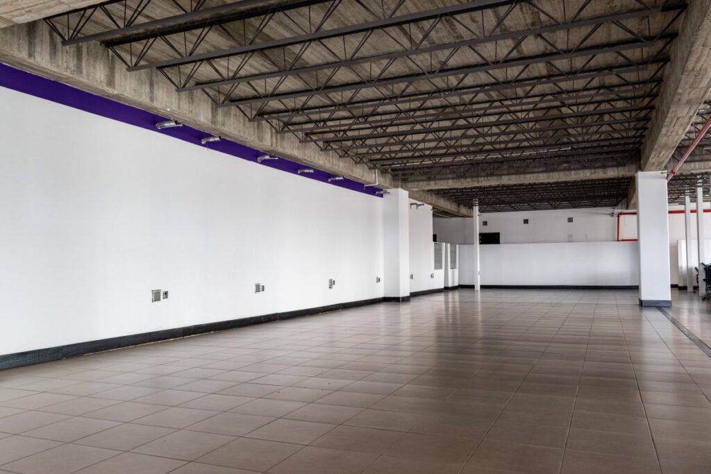 OFICINA 22 – CENTRO COMERCIAL FLORESTA OUTLET