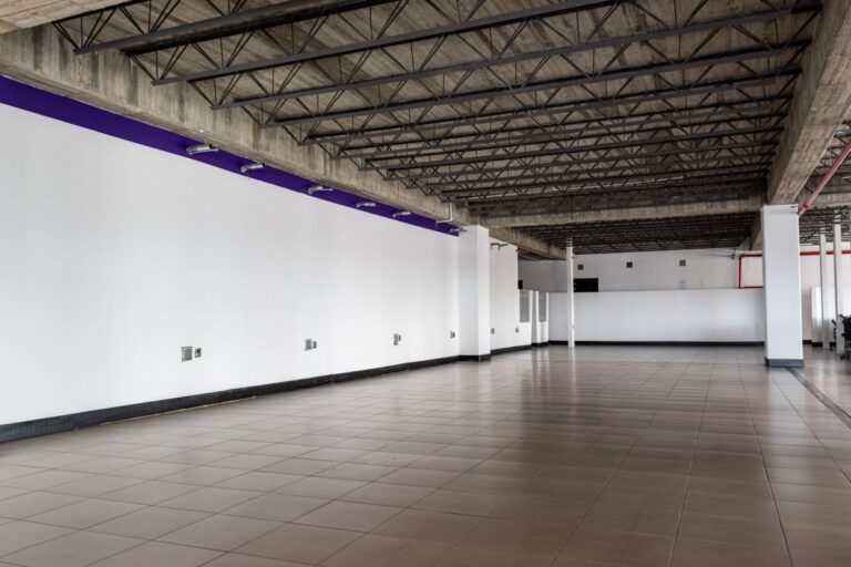 OFICINA 22 – CENTRO COMERCIAL FLORESTA OUTLET