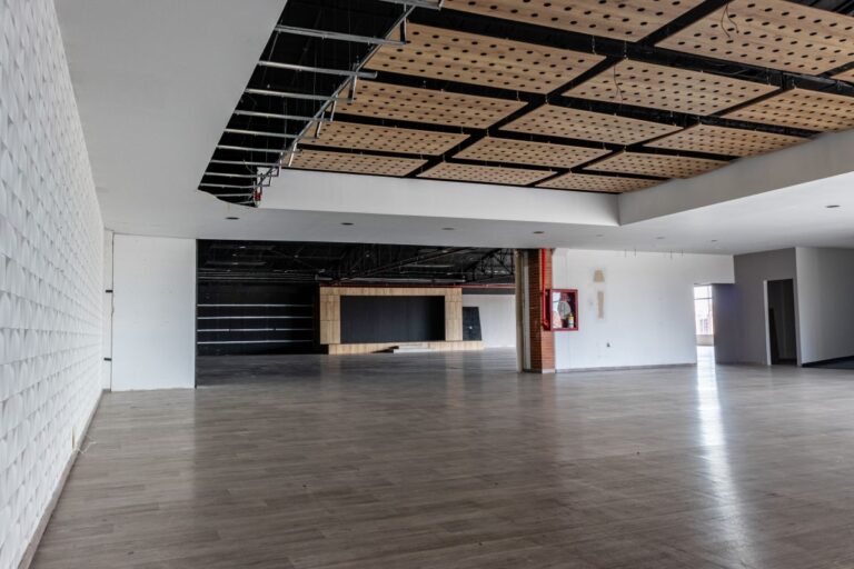 OFICINA 23 – CENTRO COMERCIAL FLORESTA OUTLET
