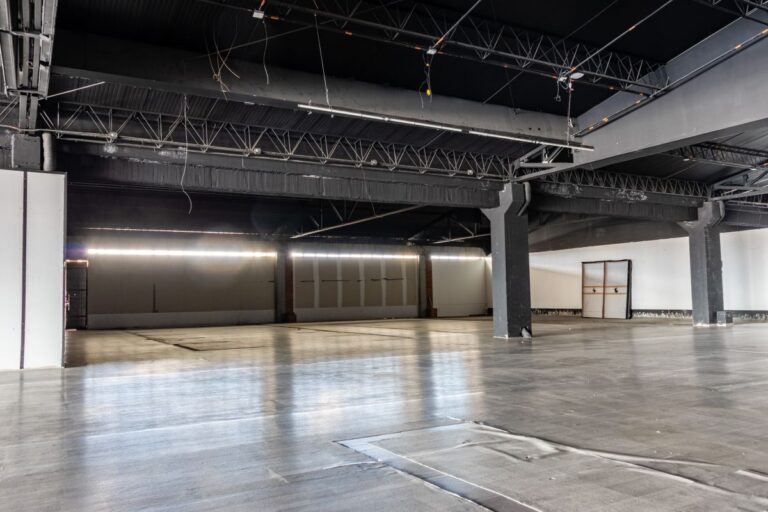 OFICINA 23 – CENTRO COMERCIAL FLORESTA OUTLET