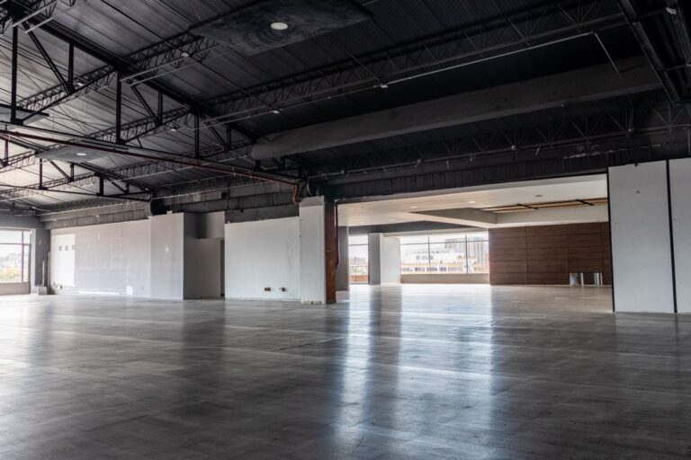 OFICINA 23 – CENTRO COMERCIAL FLORESTA OUTLET