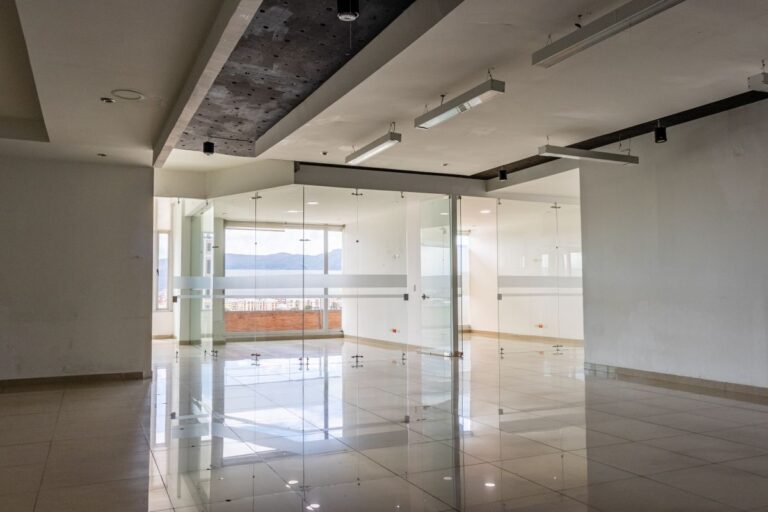 OFICINA 24 – CENTRO COMERCIAL FLORESTA OUTLET