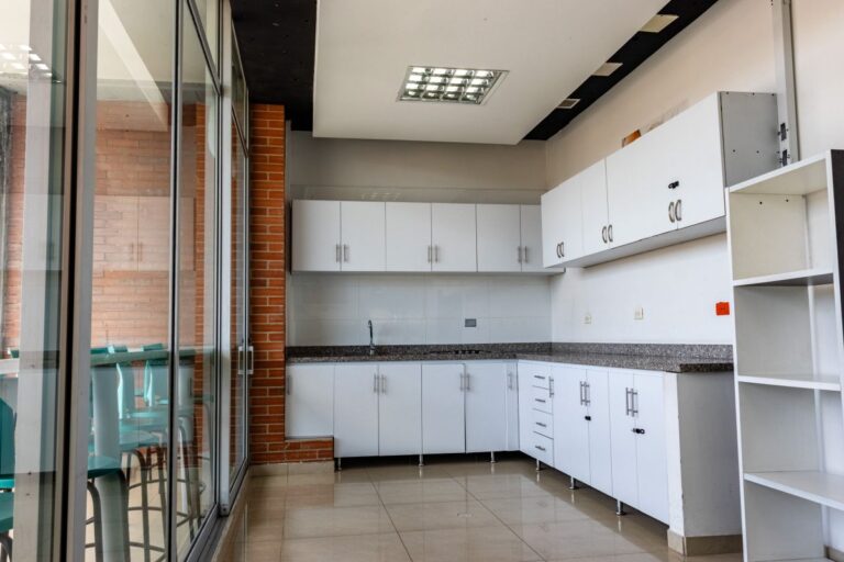 OFICINA 24 – CENTRO COMERCIAL FLORESTA OUTLET