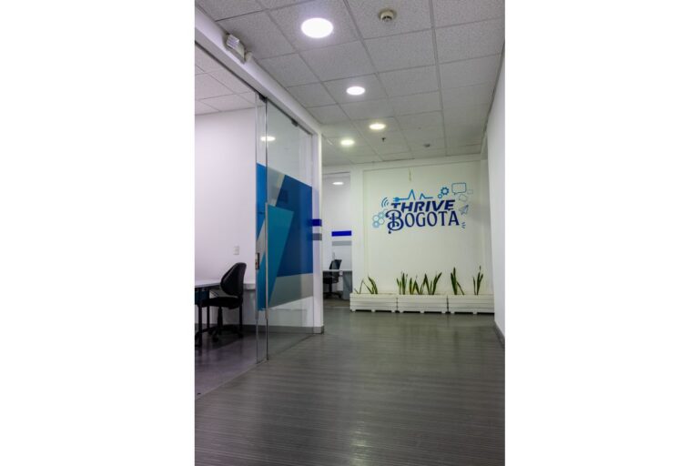 OFICINA 25 – CENTRO COMERCIAL FLORESTA OUTLET