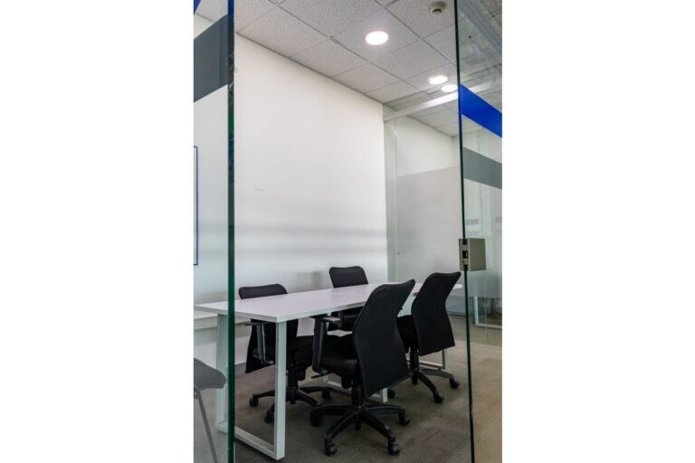 OFICINA 25 – CENTRO COMERCIAL FLORESTA OUTLET