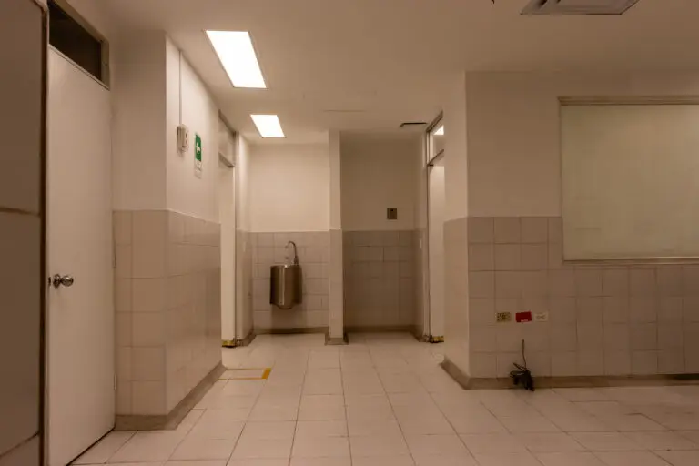 LOCAL COMERCIAL EN ARRIENDO Y VENTA –  CHAPINERO, BOGOTÁ