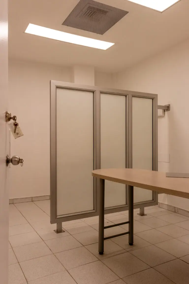 LOCAL COMERCIAL EN ARRIENDO Y VENTA –  CHAPINERO, BOGOTÁ