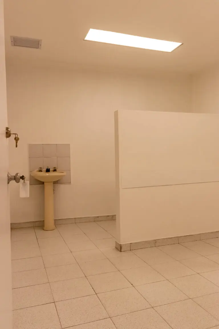 LOCAL COMERCIAL EN ARRIENDO Y VENTA –  CHAPINERO, BOGOTÁ
