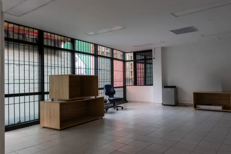 LOCAL COMERCIAL EN ARRIENDO Y VENTA –  CHAPINERO, BOGOTÁ