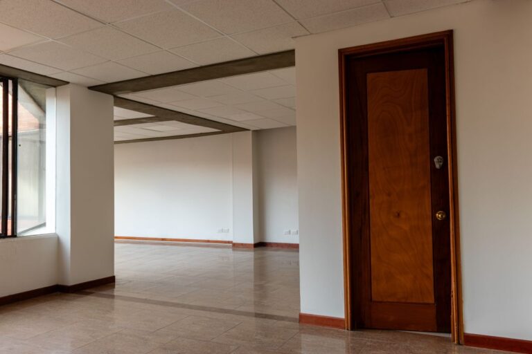 2. Linda oficina en arriendo en Chapinerito Bogotá